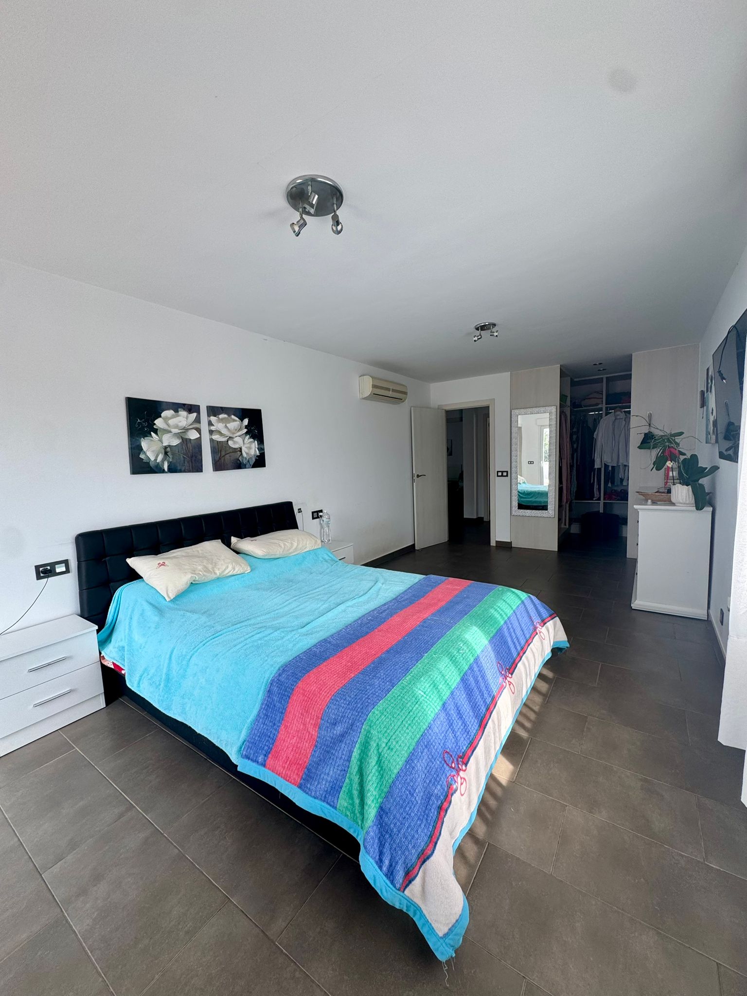 Villa mit 4 Schlafzimmer in Calpe