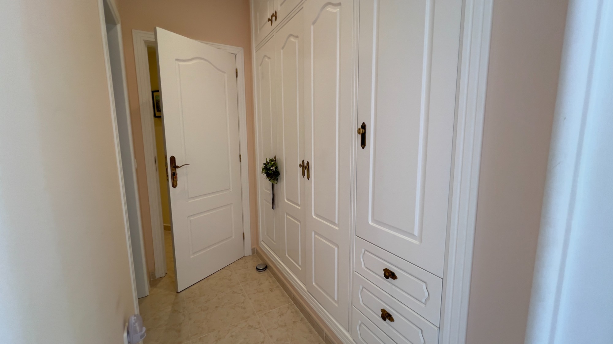  Chalet en venta directa con Plusvillas – C4152* – Villa con 5 dormitorios y 5 baños en Calpe, (Costa Blanca), zona Calpe 