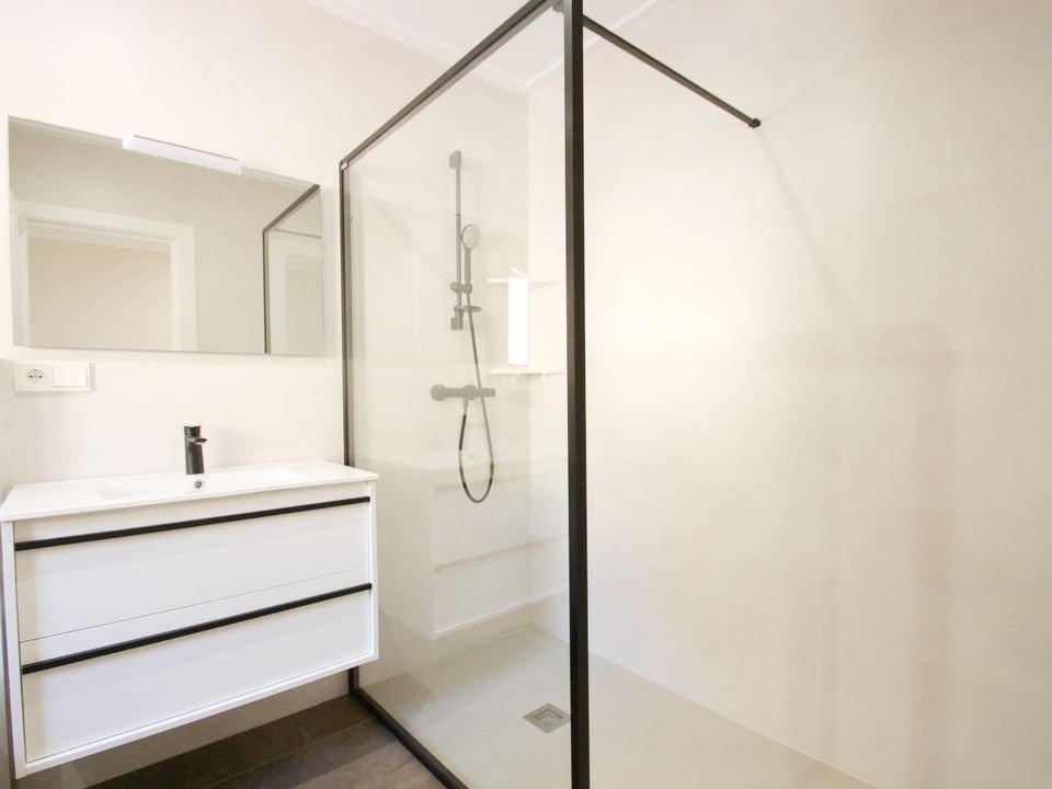  Chalet en venta directa con Plusvillas – C23088* – Villa con 5 dormitorios y 5 baños en Calpe, (Costa Blanca), zona Calpe 