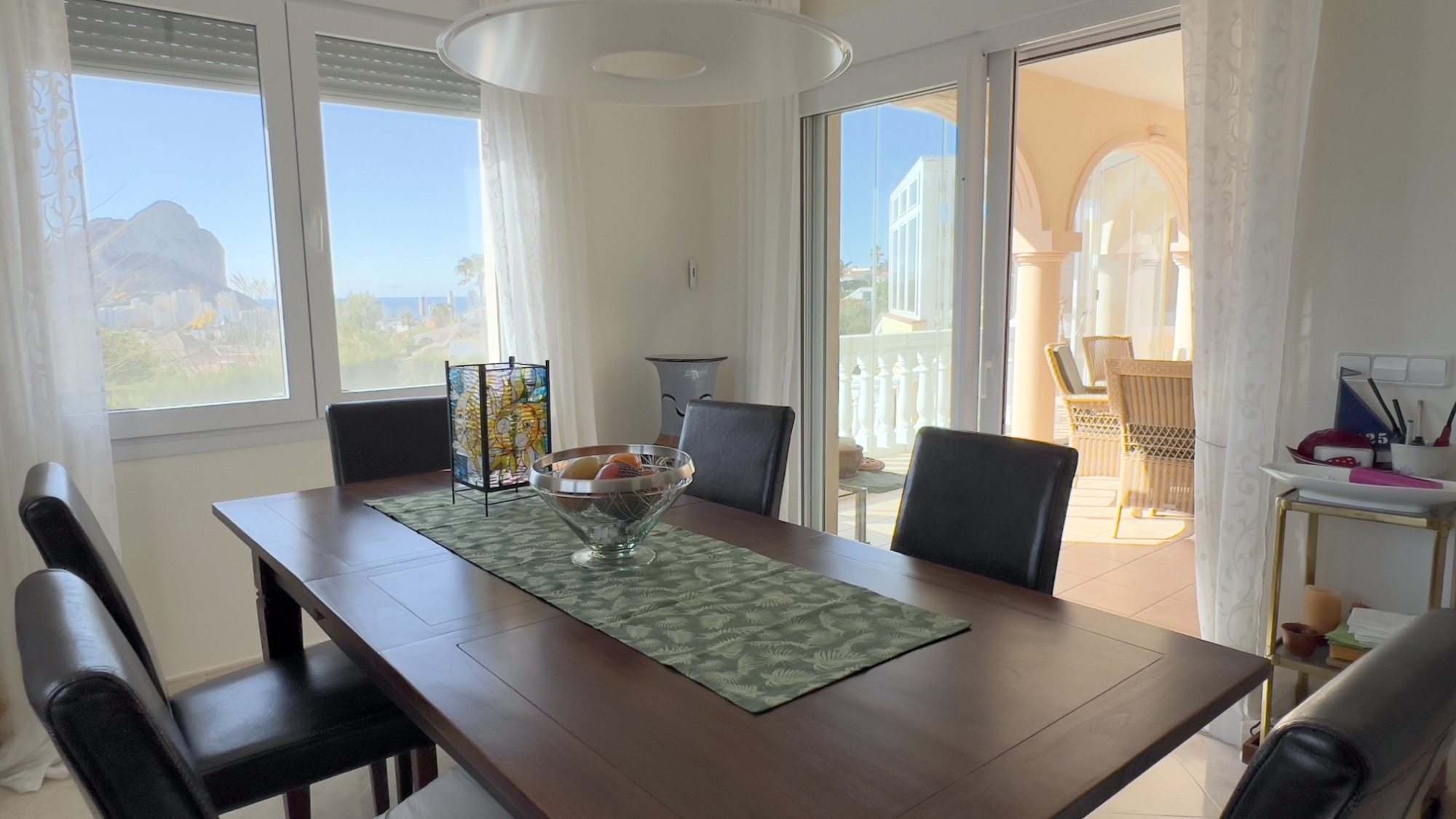 Chalet en venta directa con Plusvillas – C4152* – Villa con 5 dormitorios y 5 baños en Calpe, (Costa Blanca), zona Calpe 