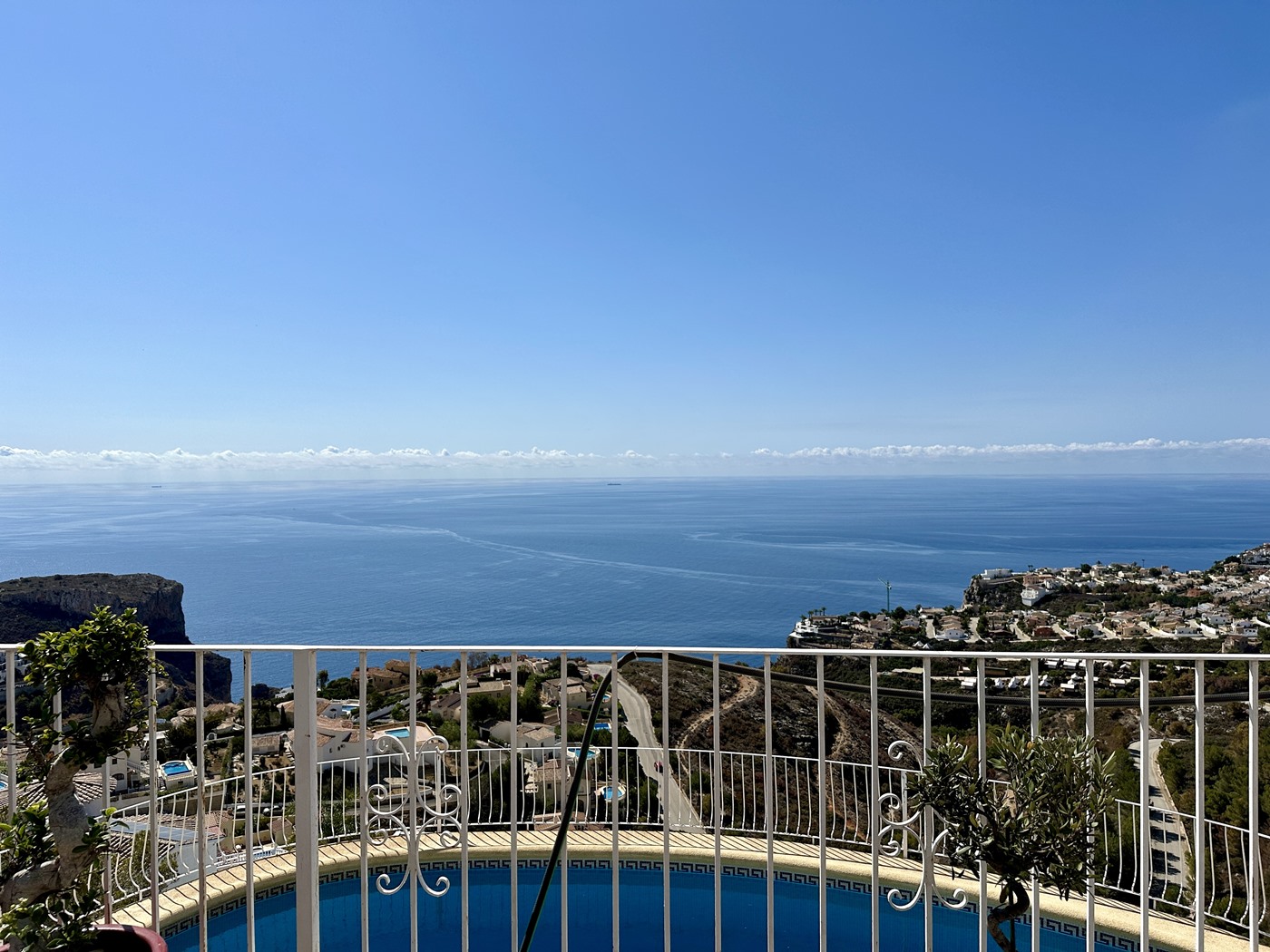  Chalet en venta directa con Plusvillas – C4165* – Villa con 3 dormitorios y 2 baños en Benitachell, (Costa Blanca), zona Dalias CDS 