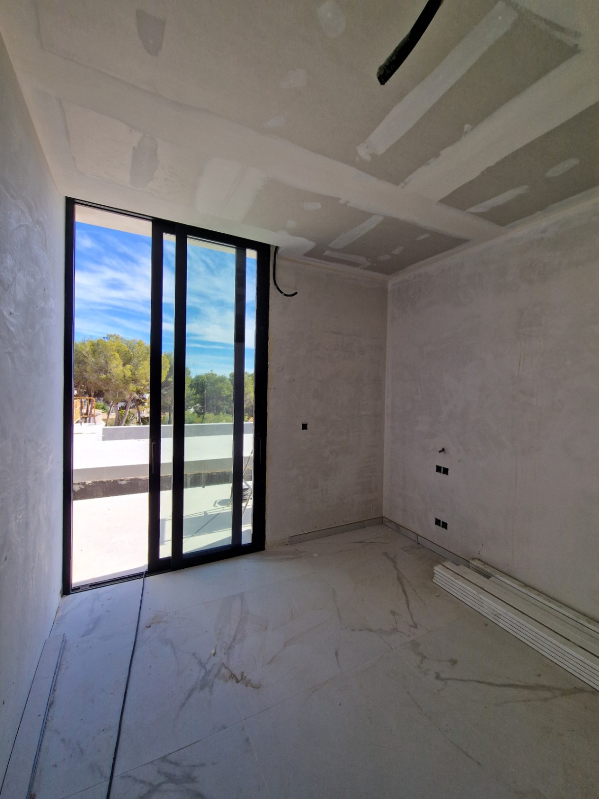  Chalet en venta directa con Plusvillas – C36009* – Villa con 4 dormitorios y 4 baños en Teulada, (Costa Blanca), zona  