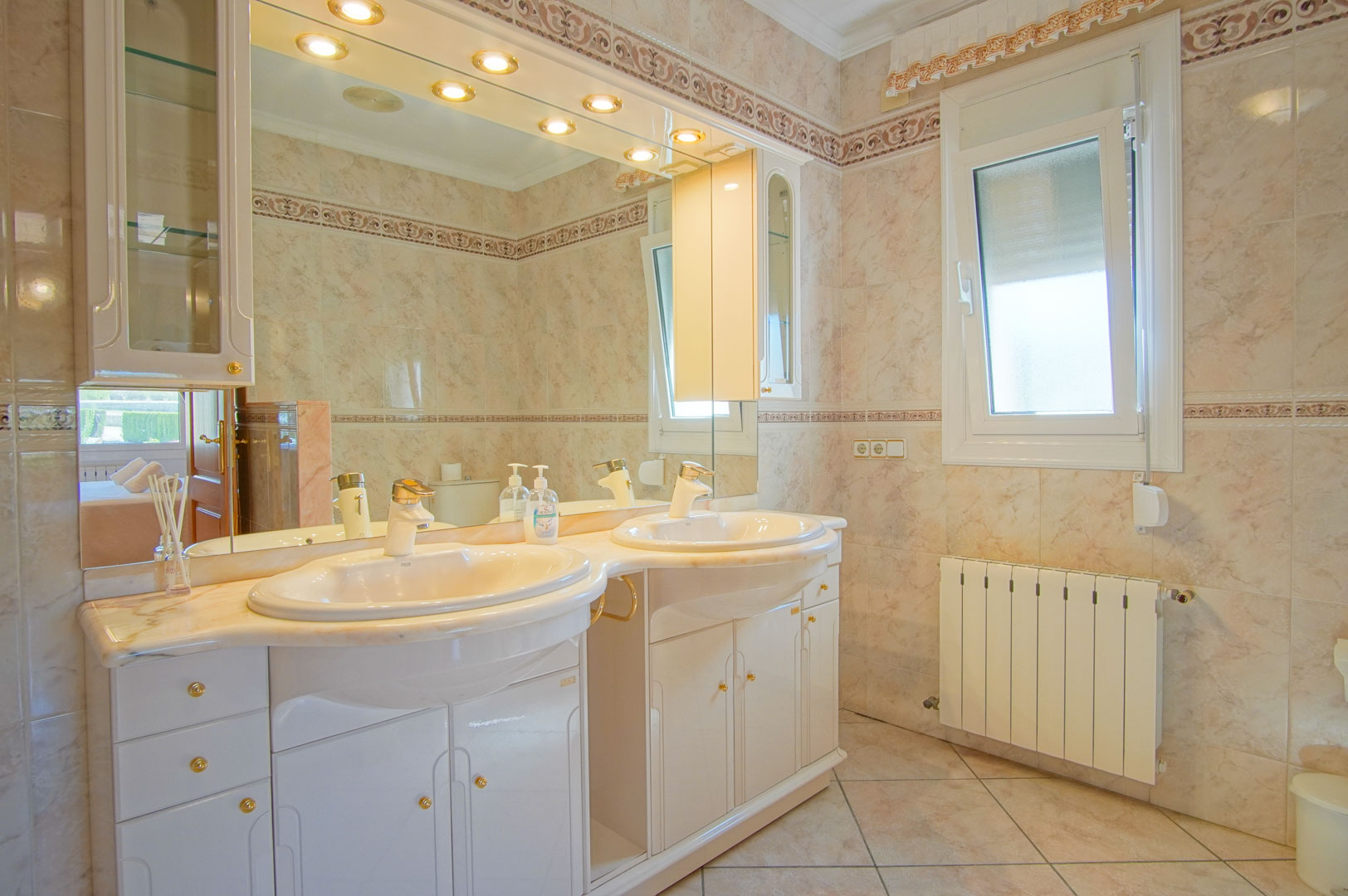 Villa for sale in Benissa