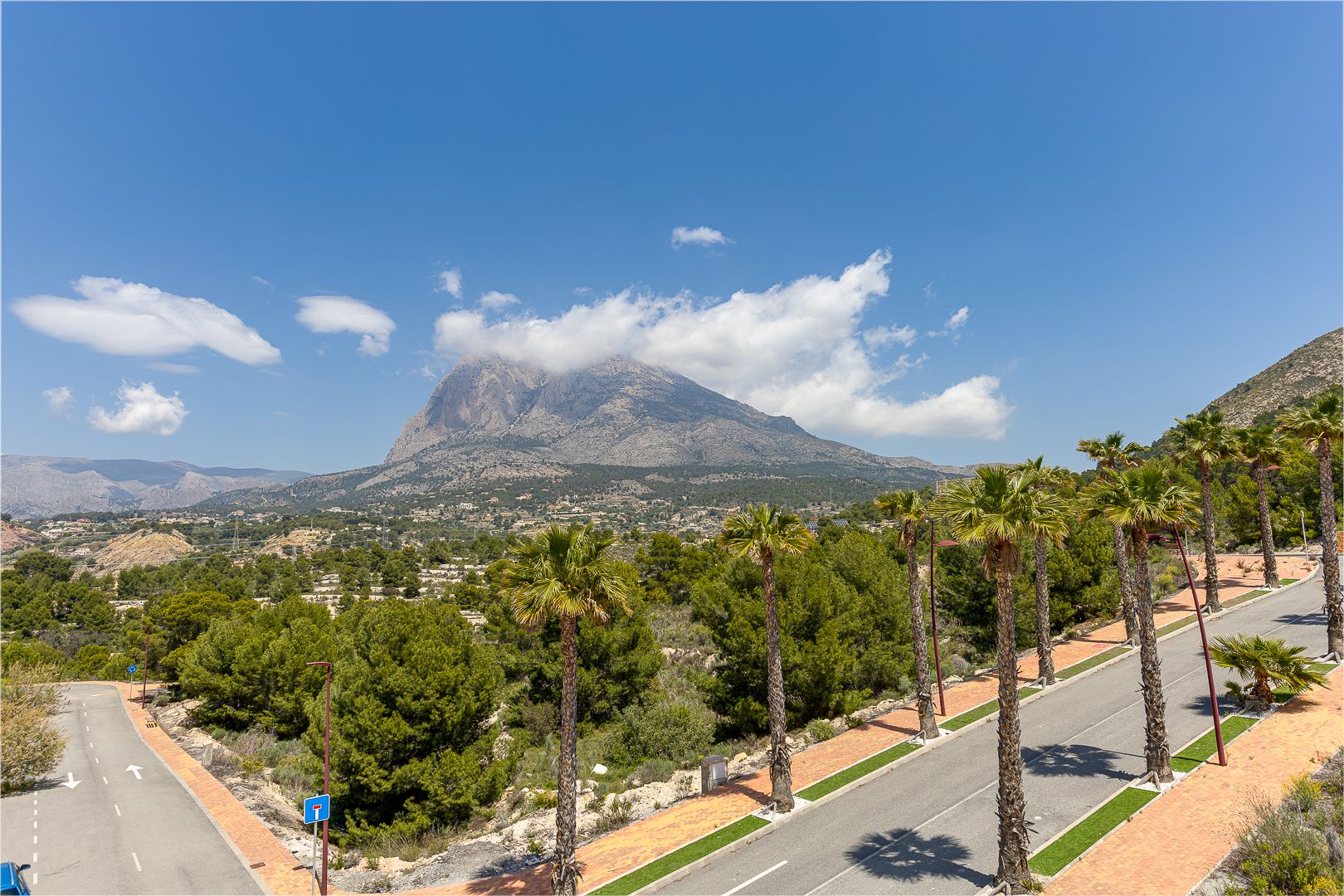  Chalet en venta directa con Plusvillas – C18275* – Villa con 3 dormitorios y 3 baños en Finestrat, (Costa Blanca), zona  