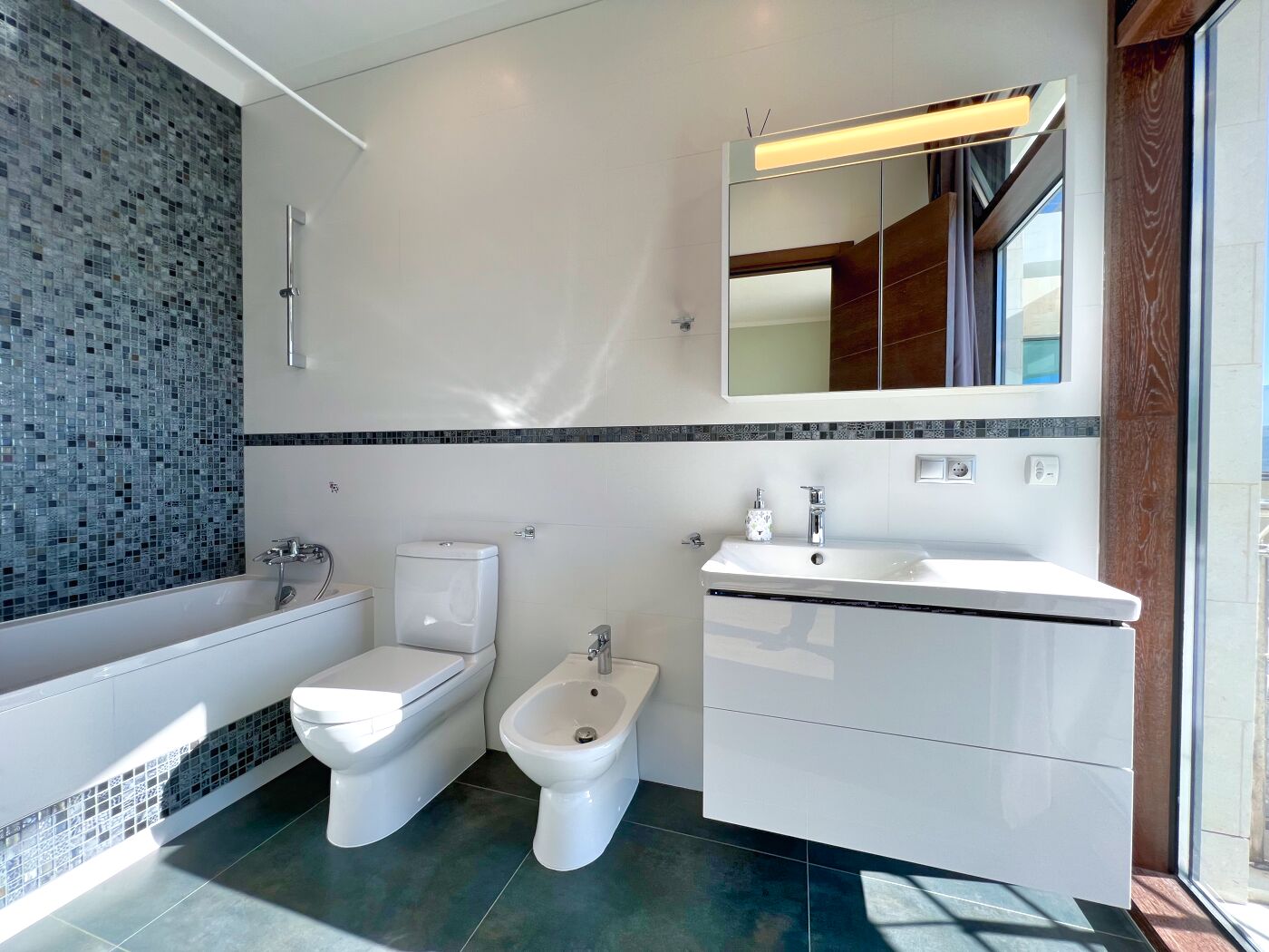  Chalet en venta directa con Plusvillas – C13031* – Villa con 5 dormitorios y 5 baños en Altea Hills, (Costa Blanca), zona Altea Hills 