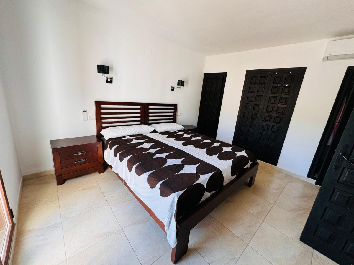  Chalet en venta directa con Plusvillas – C38019* – Villa con 3 dormitorios y 2 baños en Benissa, (Costa Blanca), zona La Fustera 