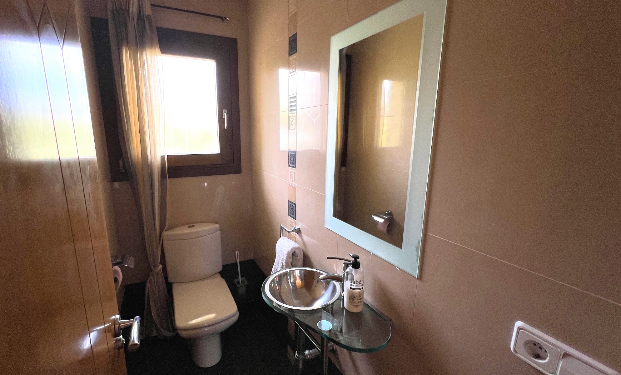  Chalet en venta directa con Plusvillas – C4166* – Villa con 6 dormitorios y 4 baños en Benissa Costa, (Costa Blanca), zona Baladrar 