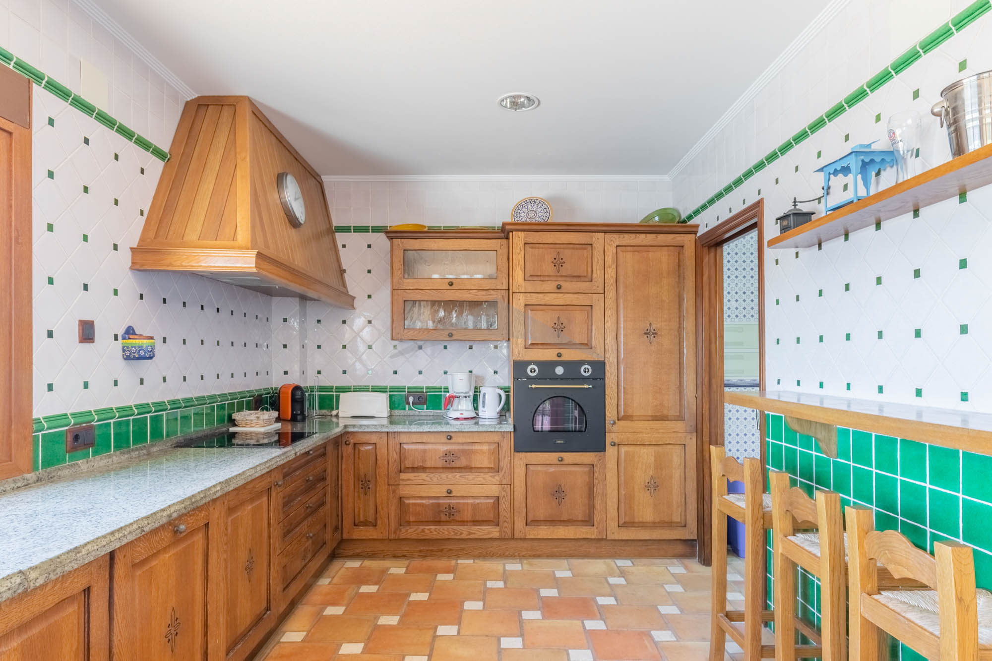  Chalet en venta directa con Plusvillas – C25283* – Villa con 4 dormitorios y 3 baños en Moraira, (Costa Blanca), zona El Portet 