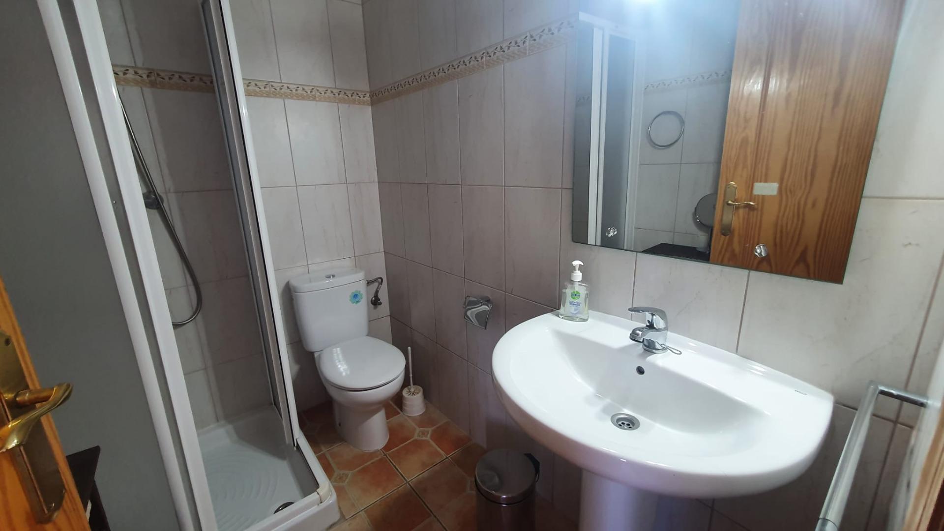  Chalet en venta directa con Plusvillas – C23100* – Villa con 8 dormitorios y 8 baños en Calpe, (Costa Blanca), zona Maryvilla 