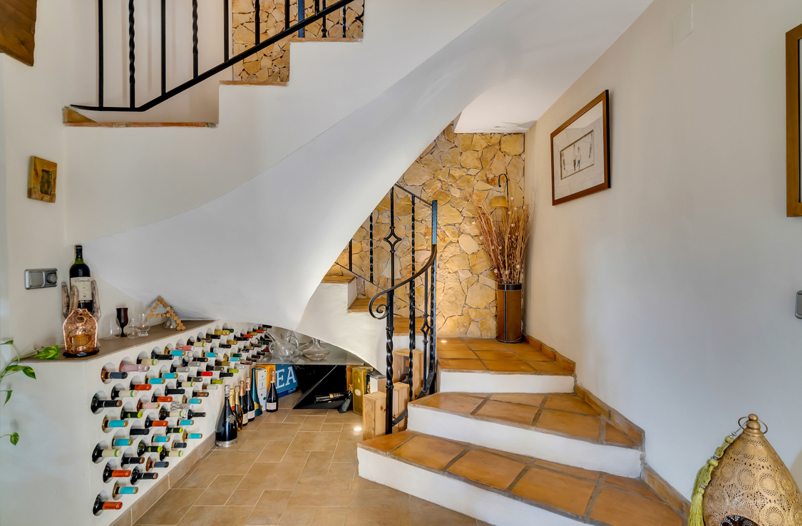  Chalet en venta directa con Plusvillas – C4149* – Villa con 5 dormitorios y 4 baños en Moraira, (Costa Blanca), zona Alcasar 