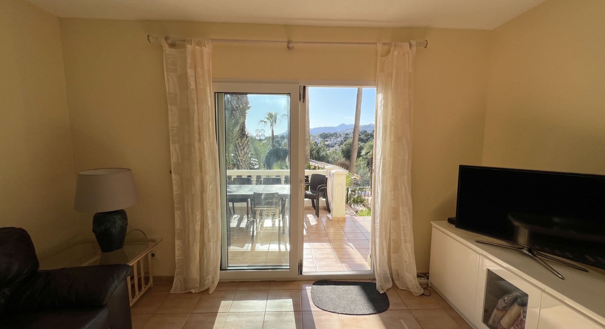  Chalet en venta directa con Plusvillas – C4103* – Villa con 6 dormitorios y 4 baños en Benissa Costa, (Costa Blanca), zona San Jaime 