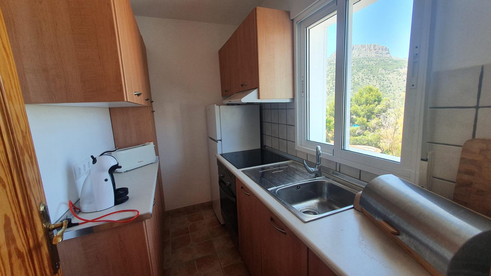  Chalet en venta directa con Plusvillas – C23100* – Villa con 8 dormitorios y 8 baños en Calpe, (Costa Blanca), zona Maryvilla 
