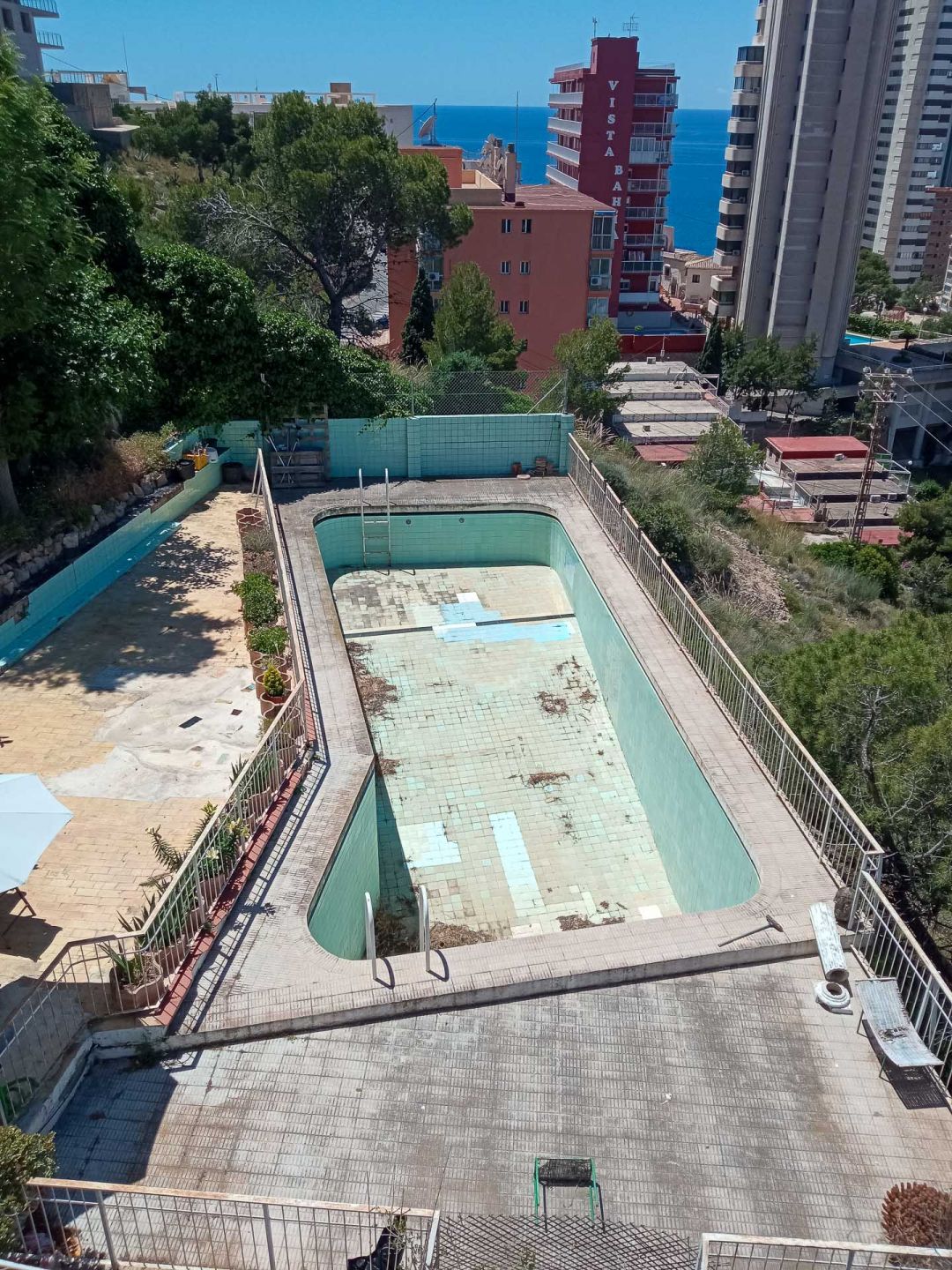  Chalet en venta directa con Plusvillas – C17356* – Villa con 13 dormitorios y 11 baños en Benidorm, (Costa Blanca), zona Rincon de Loix Llano 