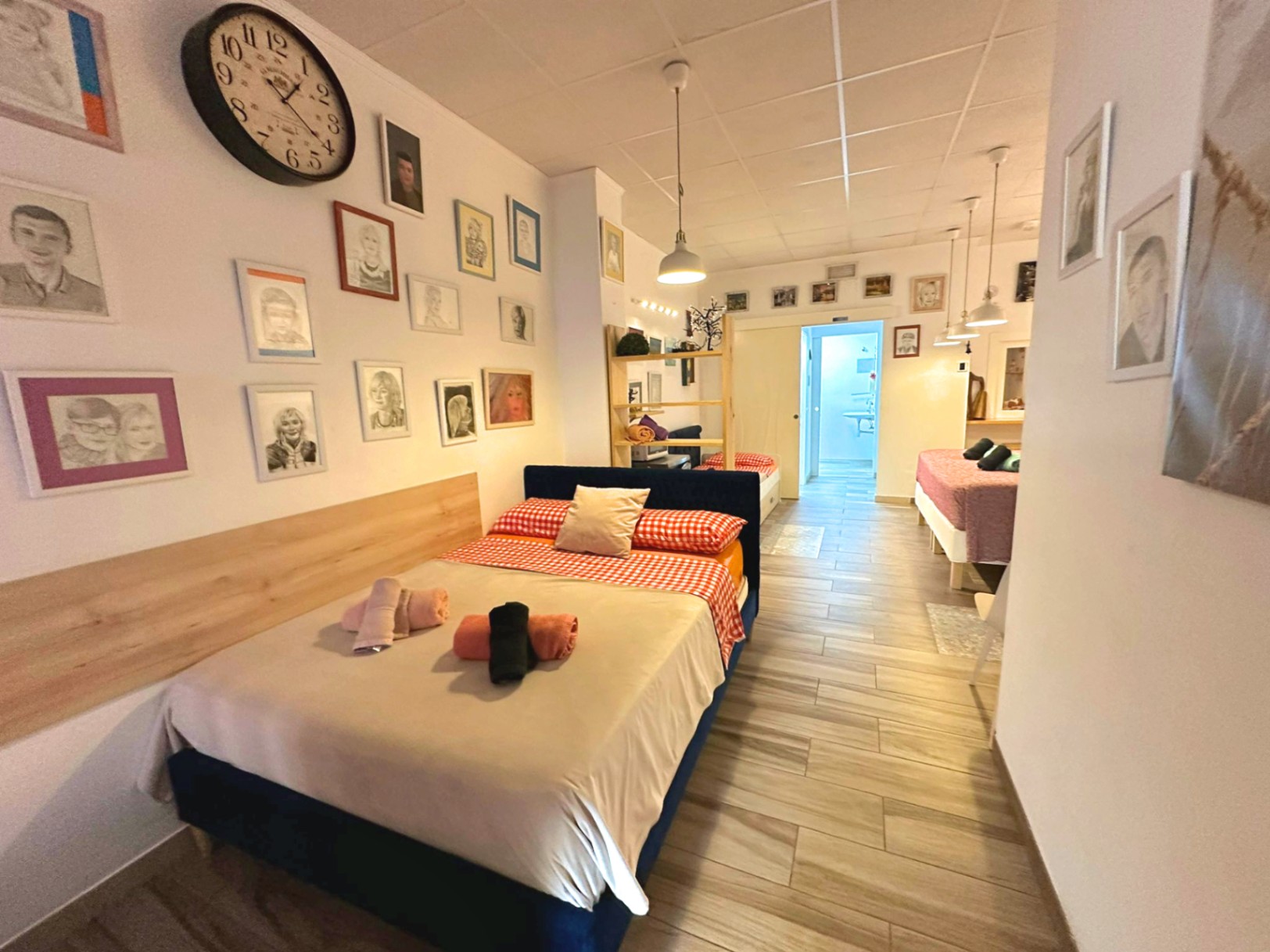  Chalet en venta directa con Plusvillas – C35040* – Villa con 6 dormitorios y 5 baños en Calpe, (Costa Blanca), zona Casco Antiguo 