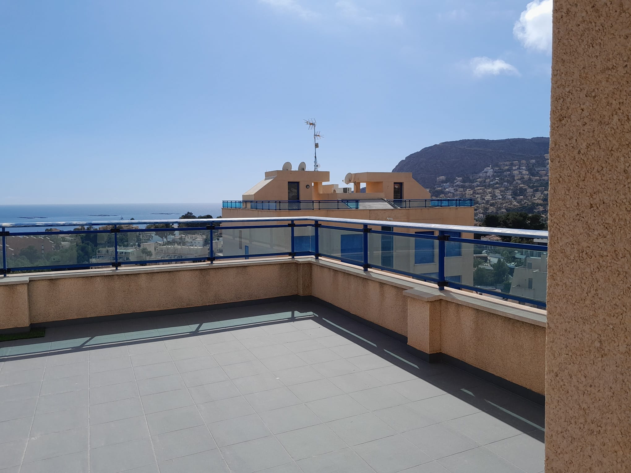  Apartamento en venta directa con Plusvillas - A53- Ático de 4 dormitorios con vistas al mar, zona canuta (Costa Blanca) 