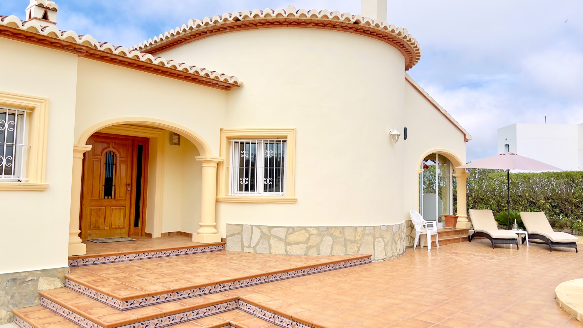  Chalet en venta directa con Plusvillas – C4158* – Villa con 3 dormitorios y 2 baños en Benitachell, (Costa Blanca), zona Begonias CDS 