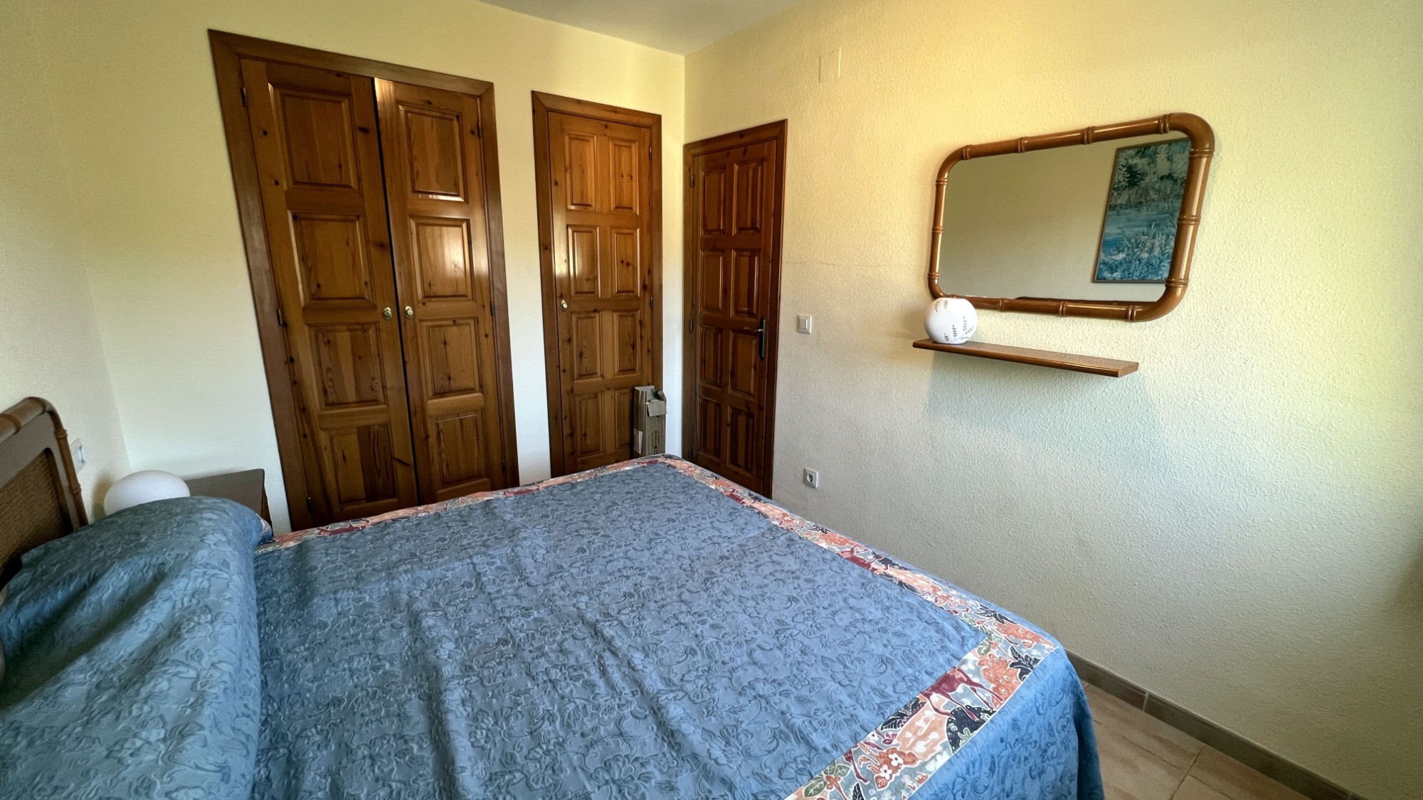  Chalet en venta directa con Plusvillas – C4103* – Villa con 6 dormitorios y 4 baños en Benissa Costa, (Costa Blanca), zona San Jaime 