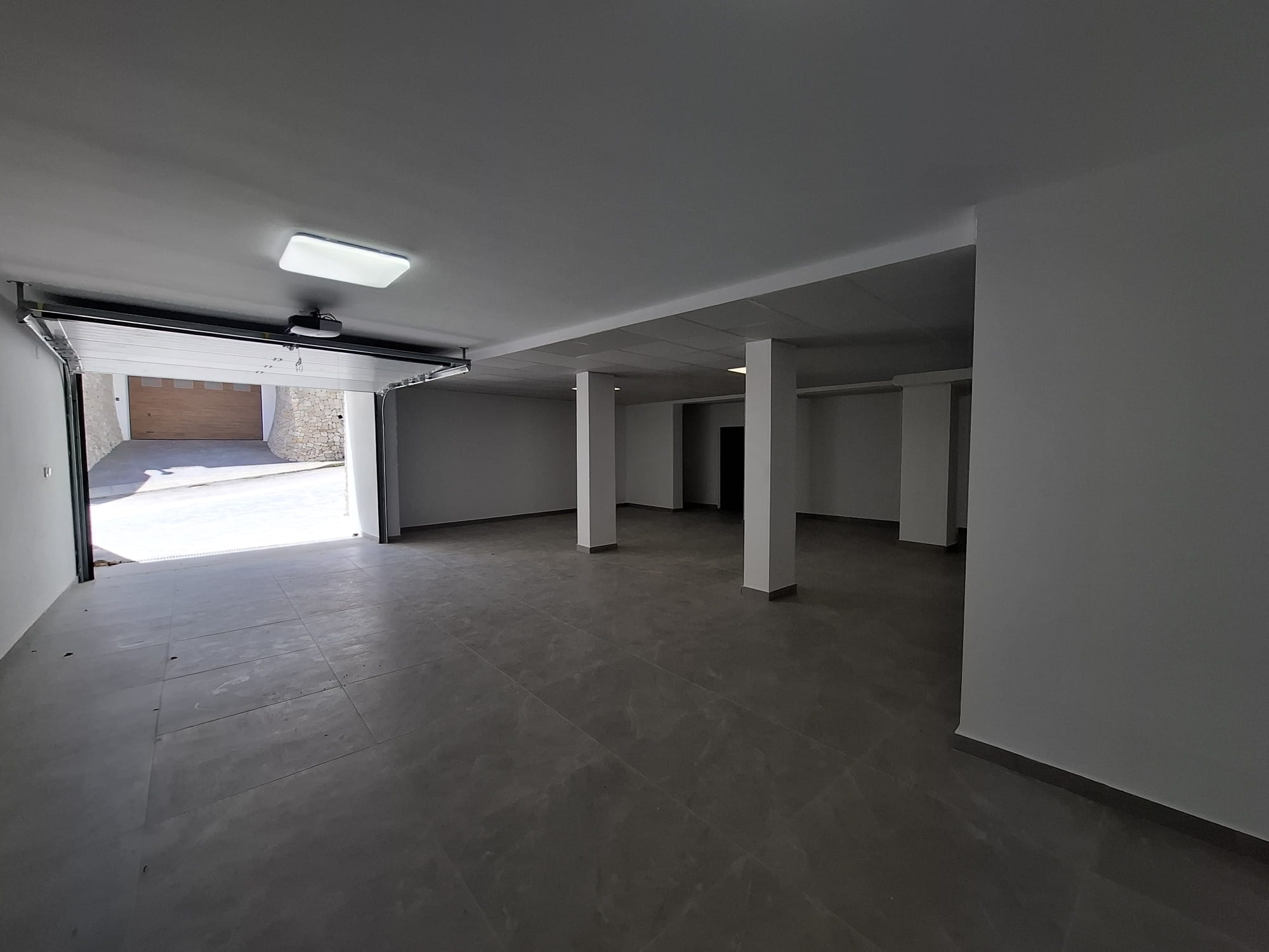  Villa en venta directa con Plusvillas- C47*-Villa de nueva construcción con 4 dormitorios y vistas al mar en Moraira (Costa Blanca) 