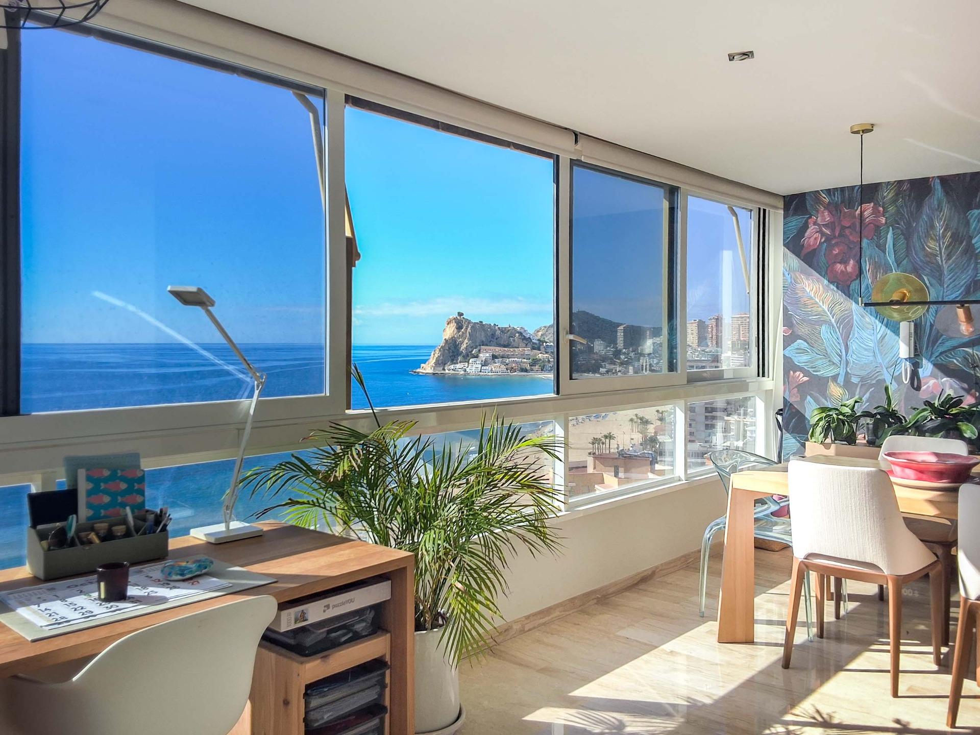  Apartamento en venta directa con Plusvillas – A17540* – Bonito apartamento de 2 dormitorios y 2 baños., (Costa Blanca), zona Benidorm 