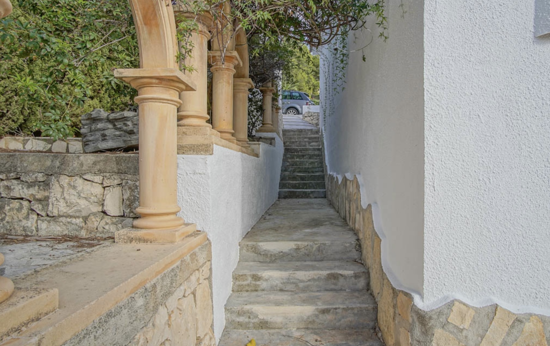  Chalet en venta directa con Plusvillas – C4149* – Villa con 5 dormitorios y 4 baños en Moraira, (Costa Blanca), zona Alcasar 