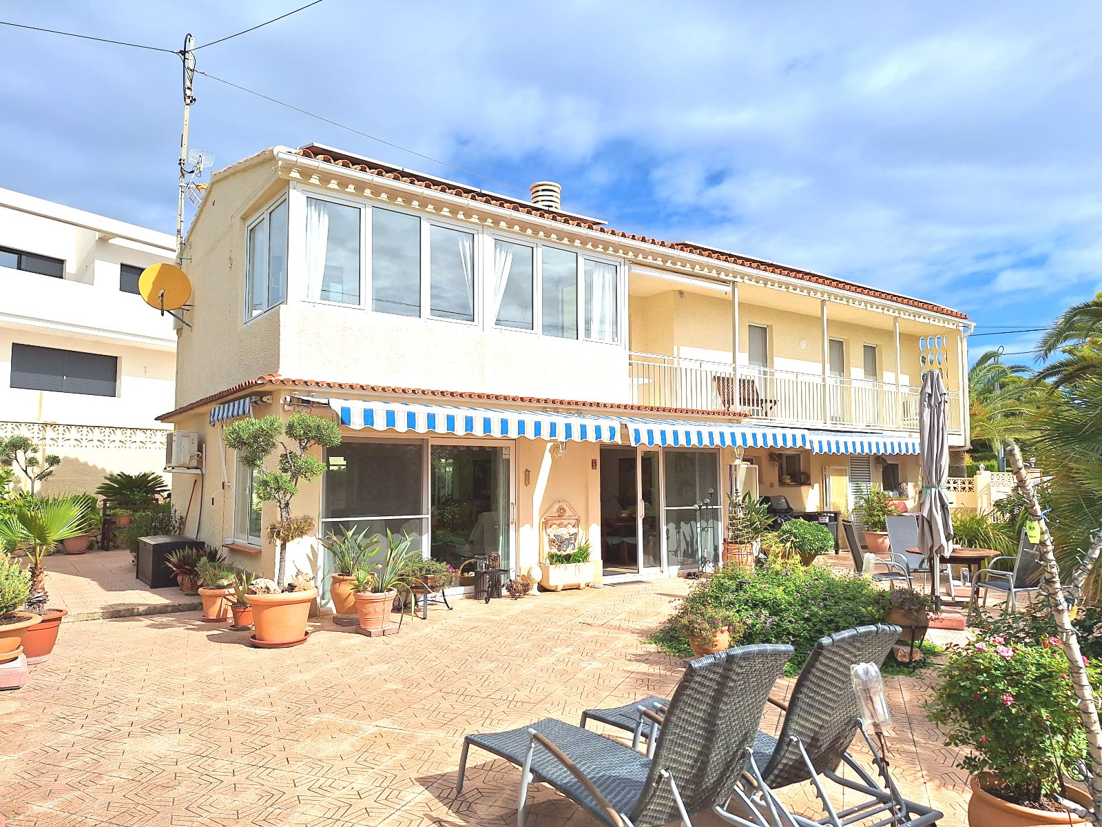  Chalet en venta directa con Plusvillas – C35035* – Villa con 4 dormitorios y 2 baños en Calpe, (Costa Blanca), zona Urbanizaciones 