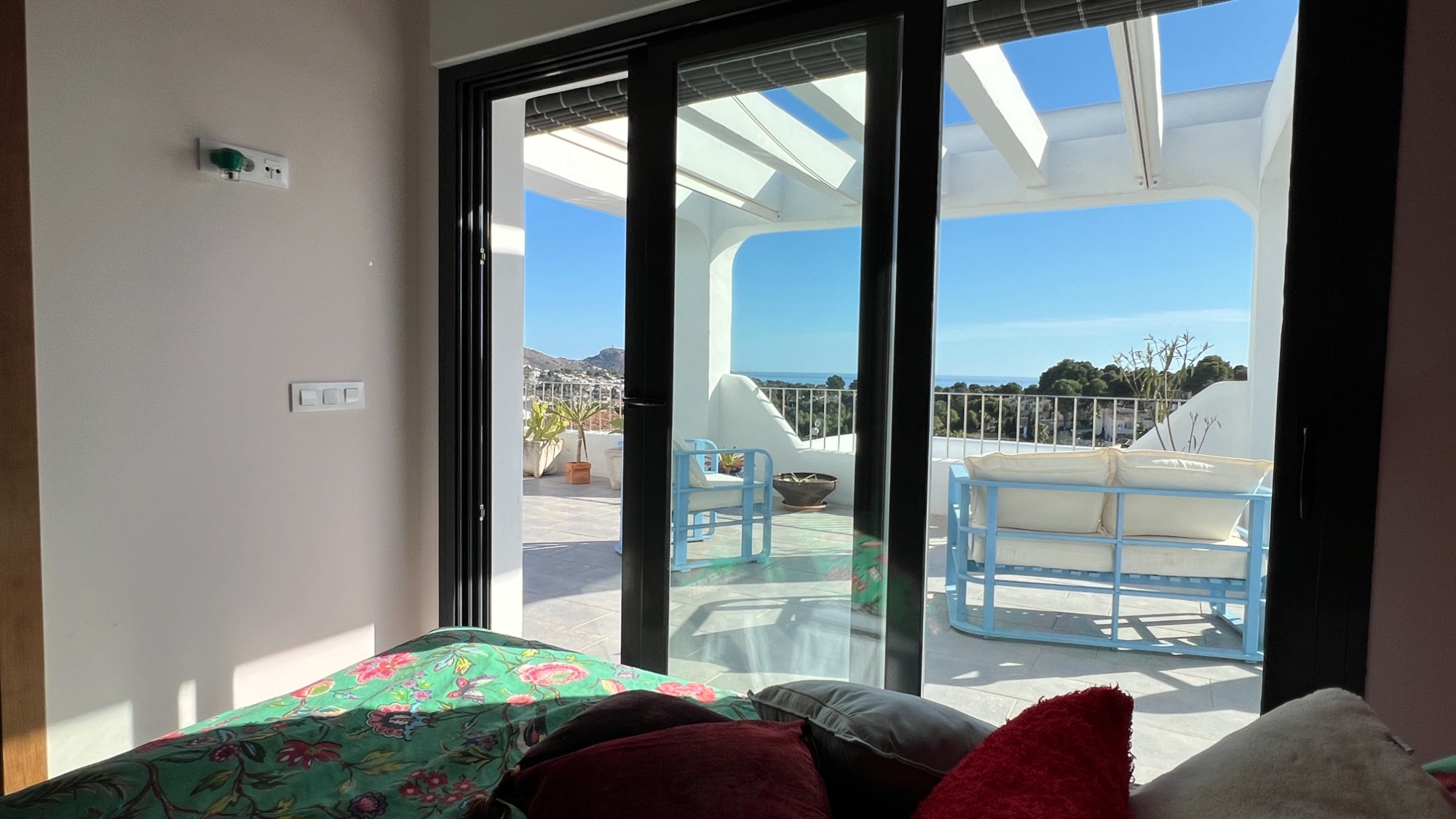  Chalet en venta directa con Plusvillas – C4140* – Villa con 3 dormitorios y 3 baños en Moraira, (Costa Blanca), zona La Sabatera 