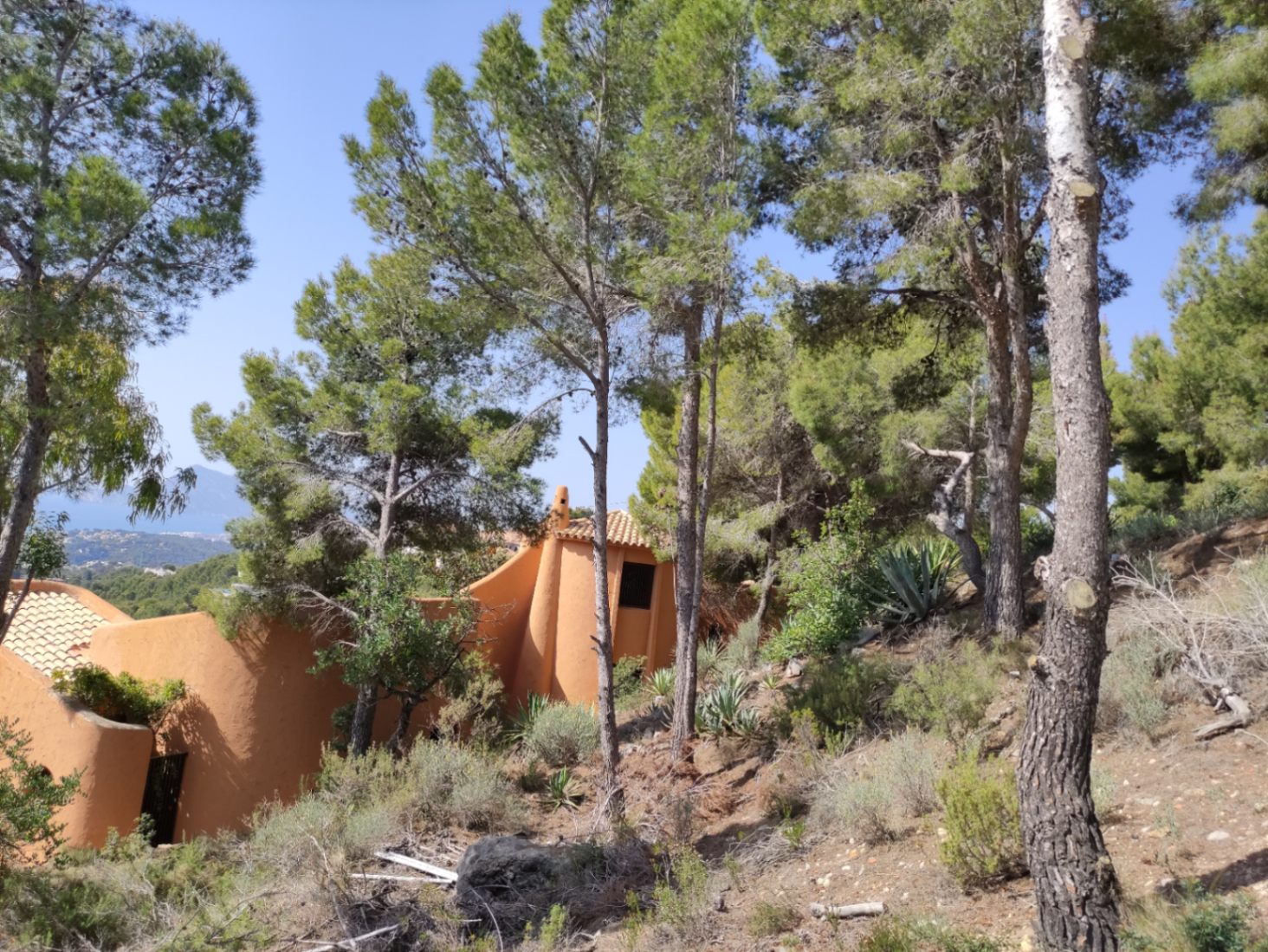  Chalet en venta directa con Plusvillas – C27020* – Villa con 4 dormitorios y 6 baños en Altea, (Costa Blanca), zona Altea Hills 