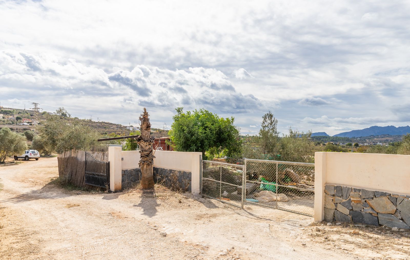  Chalet en venta directa con Plusvillas – C27018* – Villa con 2 dormitorios y 2 baños en Teulada, (Costa Blanca), zona Campo 